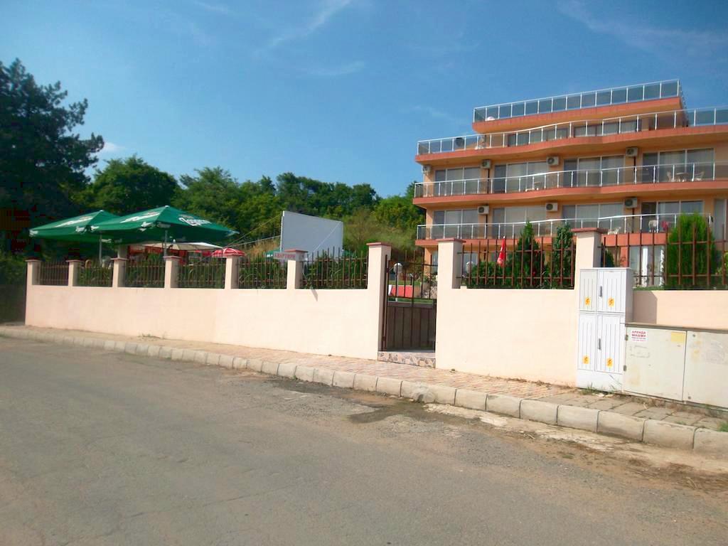 Safo Apartments And Rooms Sozopol Exterior foto